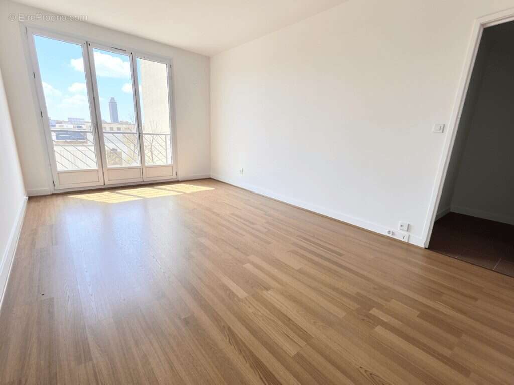 Appartement à MAISONS-ALFORT