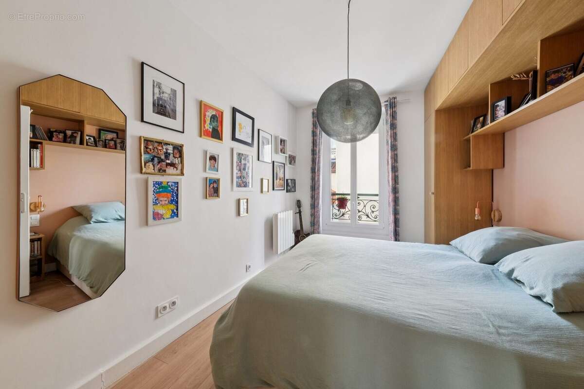 Appartement à PARIS-18E