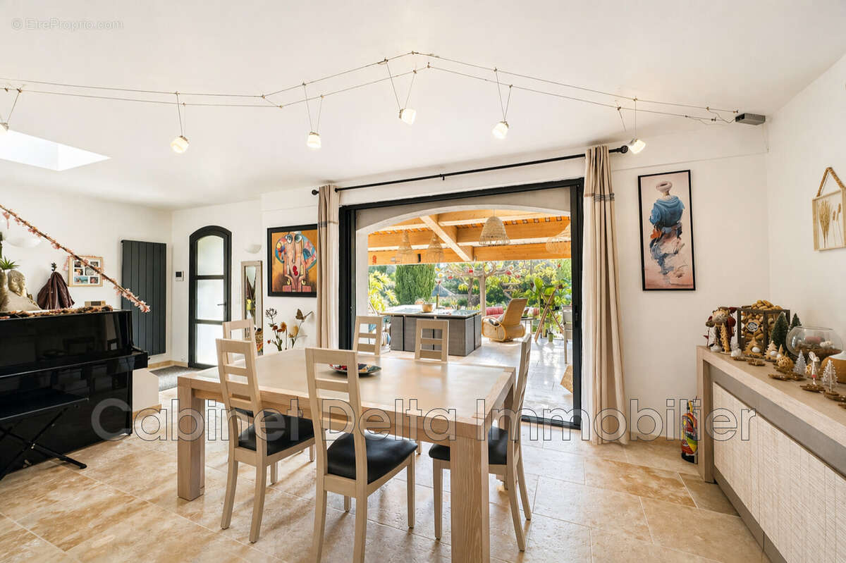 Maison à SANARY-SUR-MER