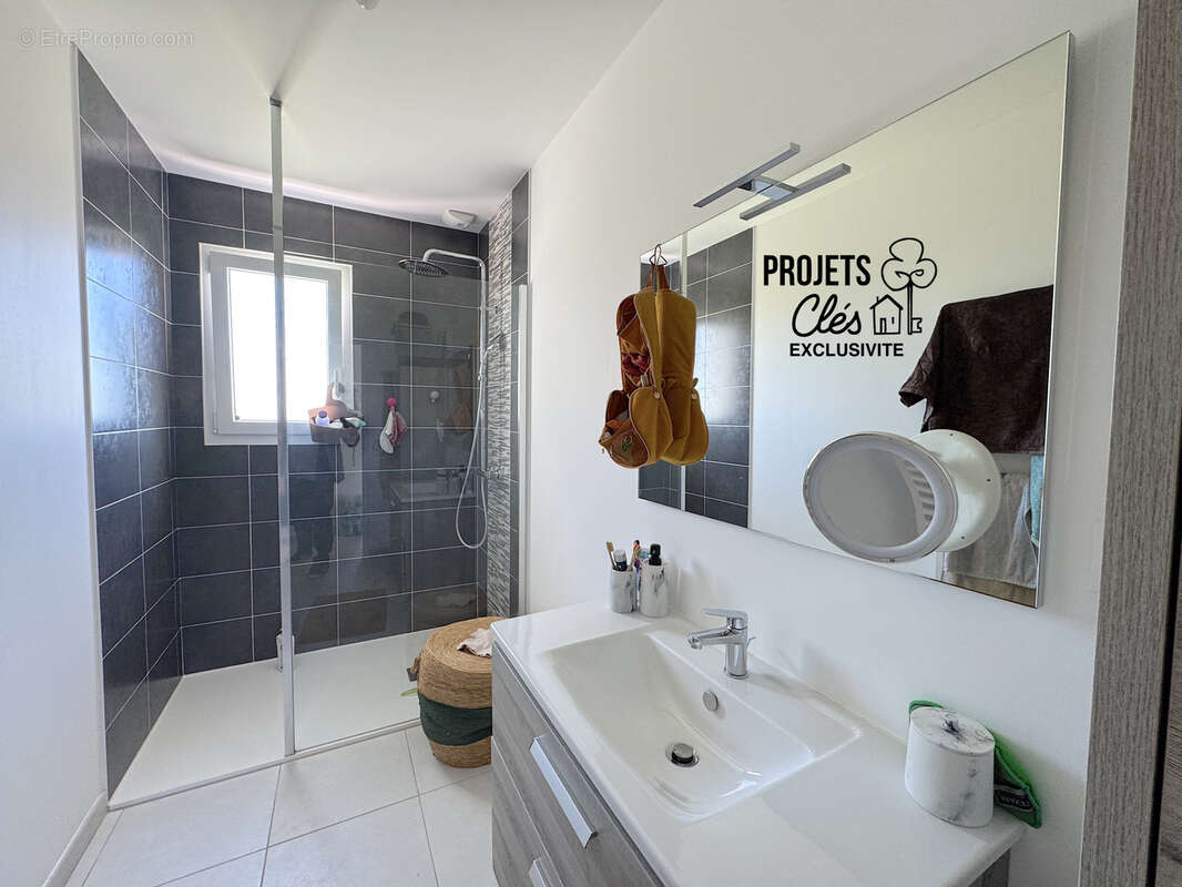 Maison à SAINT-PAUL-MONT-PENIT