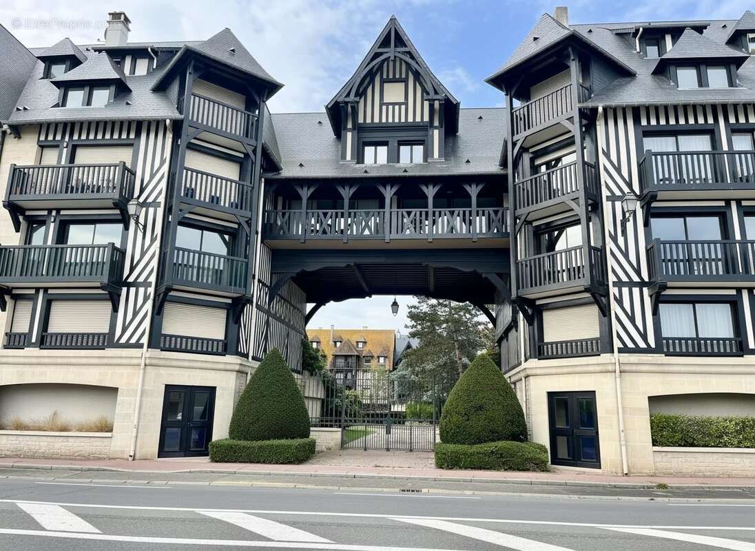 Appartement à DEAUVILLE