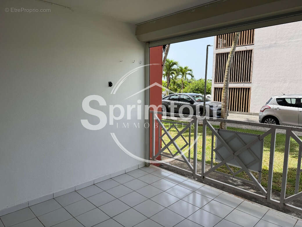 Appartement à BAIE-MAHAULT