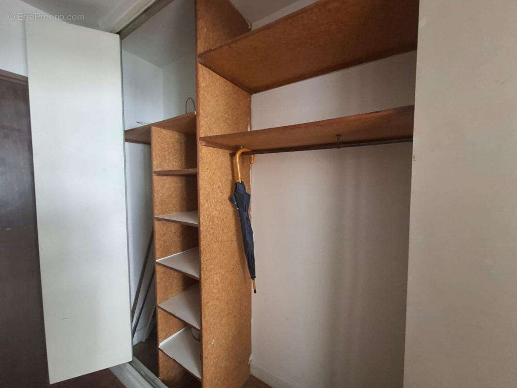 Appartement à PARIS-20E
