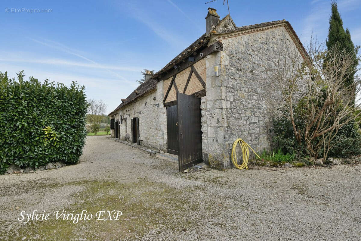 Maison à ISSIGEAC