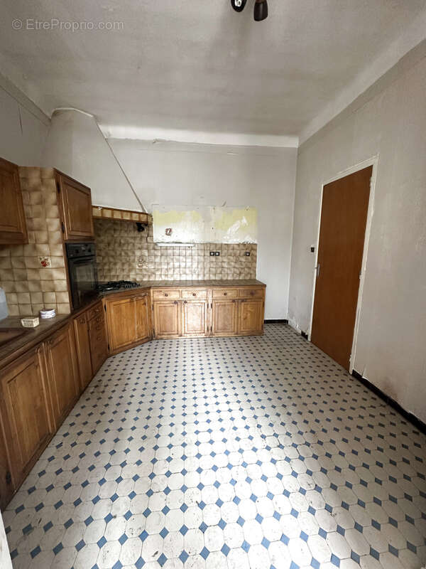 Maison individuelle plain pied avec garage, atelier et jardin - photo 3