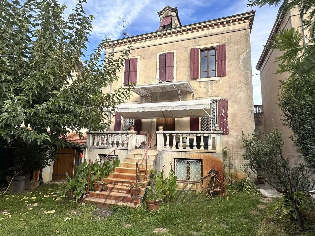 Maison à MONTELIMAR