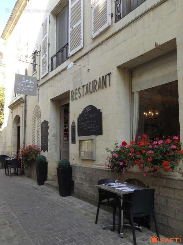 Photo 5 - Commerce à CHINON