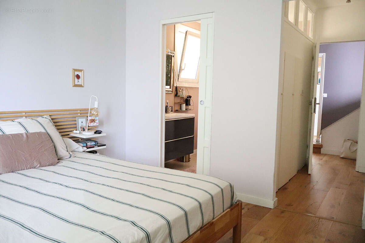Charmante maison rénovée à Rodez - Calme, vue dégagée et grands volumes - photo 10