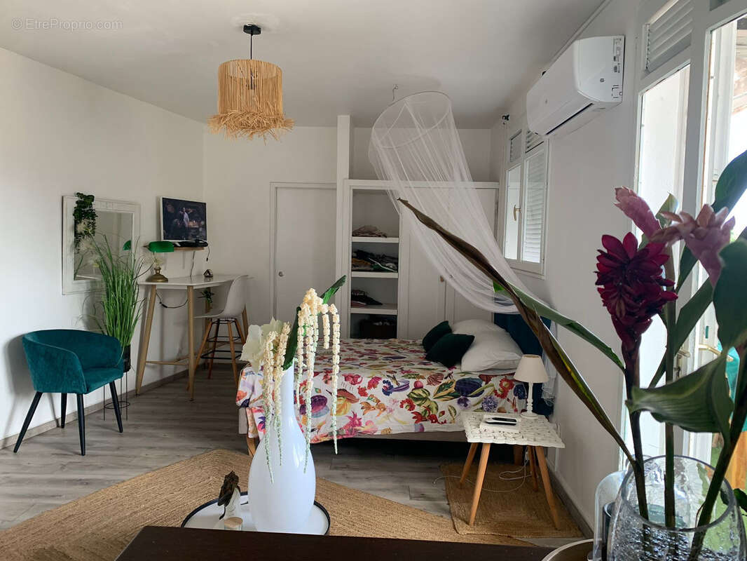 Appartement à POINTE-A-PITRE