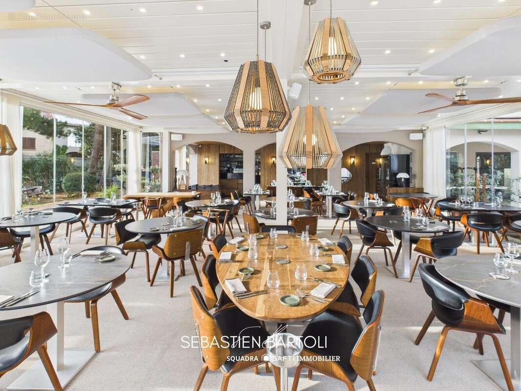 Photo 2 - Commerce à LECCI