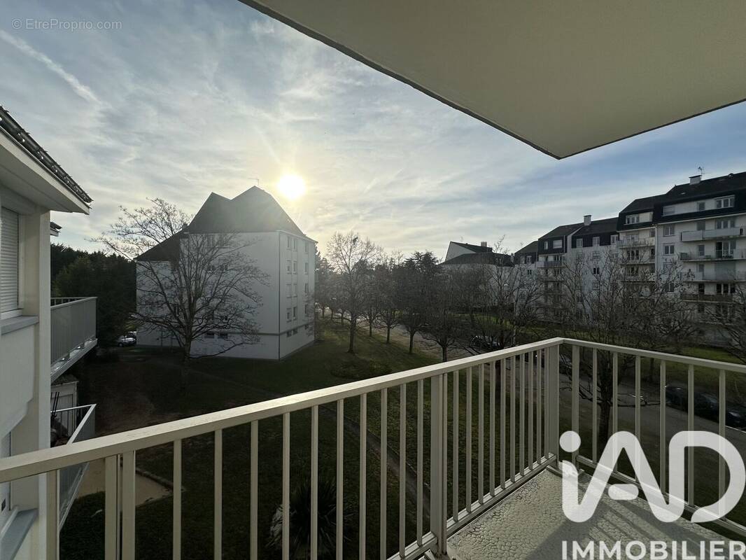 Photo 1 - Appartement à SAINT-CYR-SUR-LOIRE