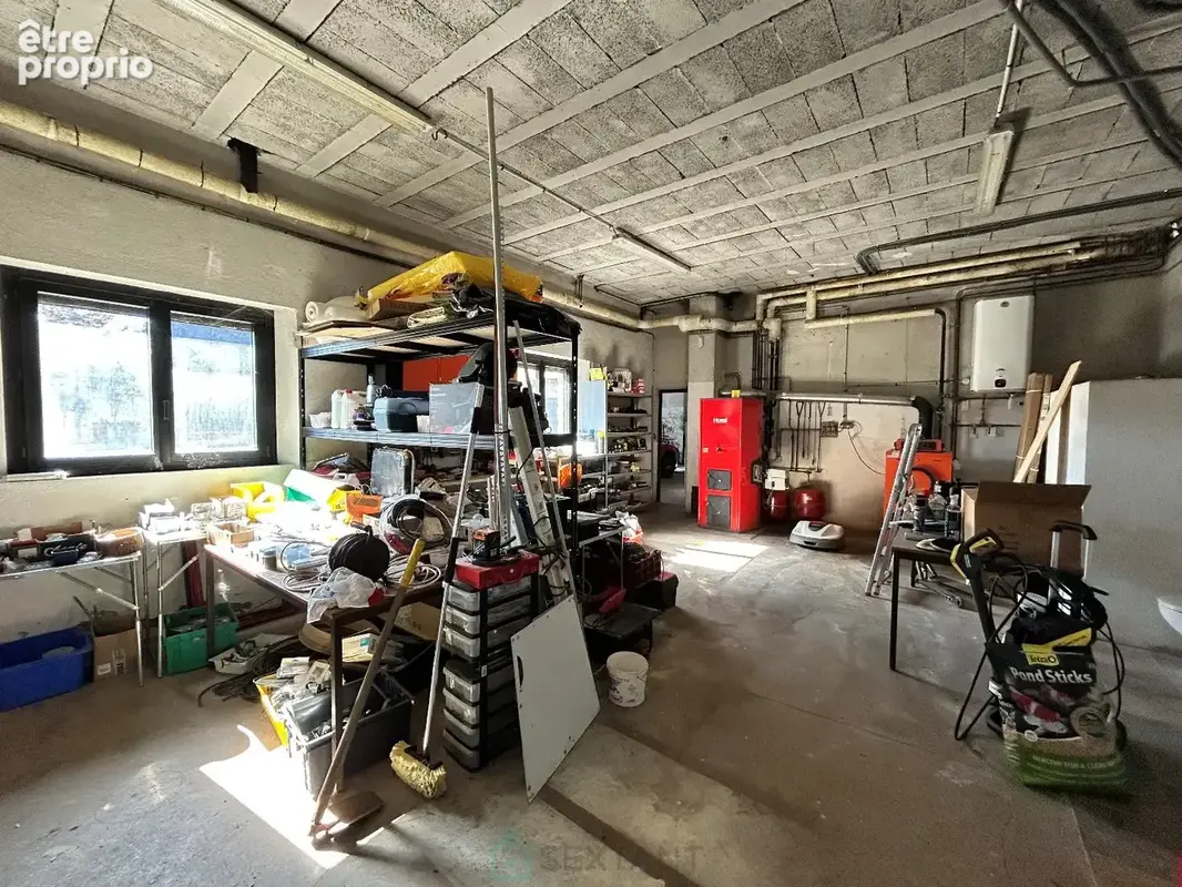 Propriété d'exception  274 m² habitables + 699 m² de dépendances et garages - photo 24