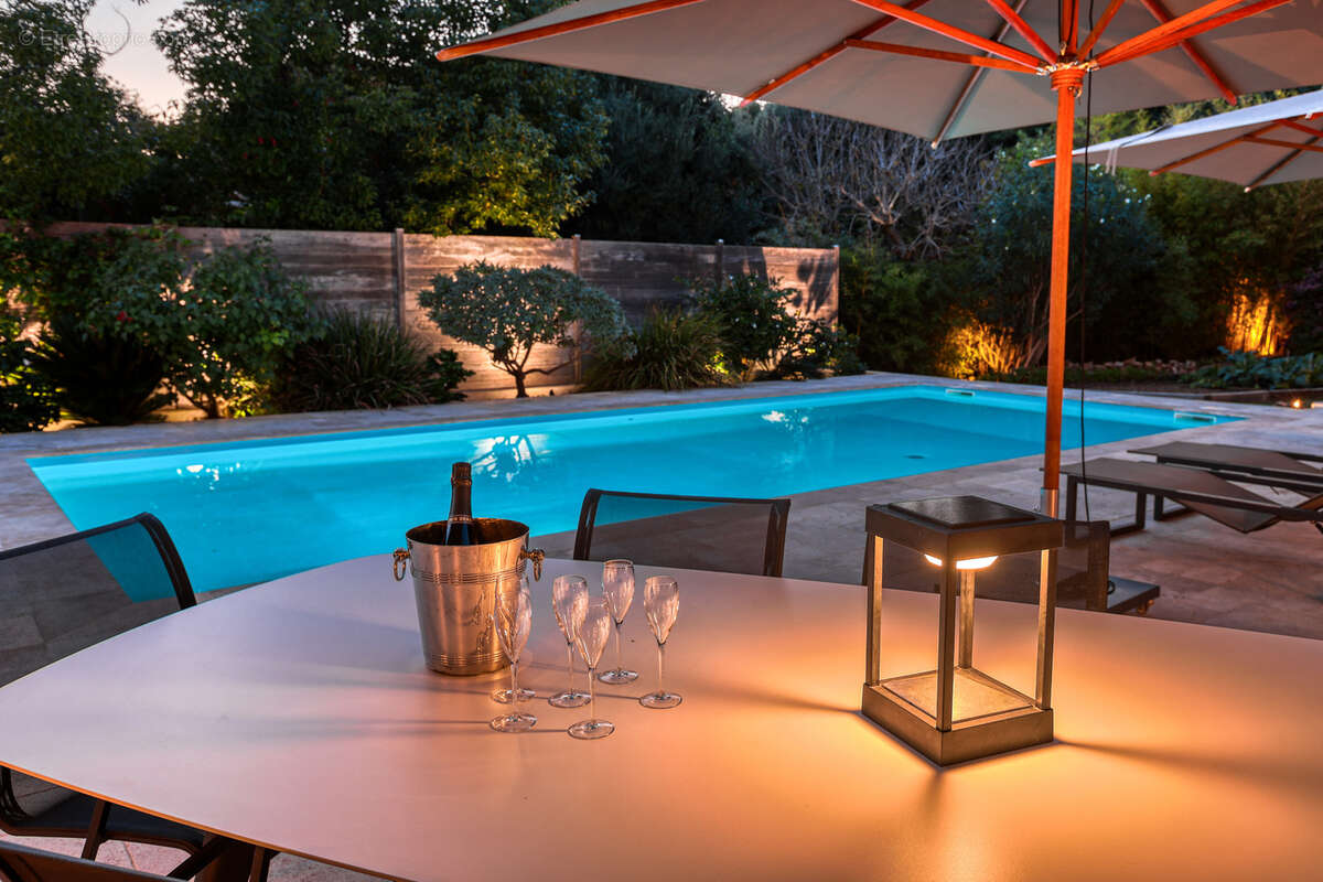 Maison à BORMES-LES-MIMOSAS