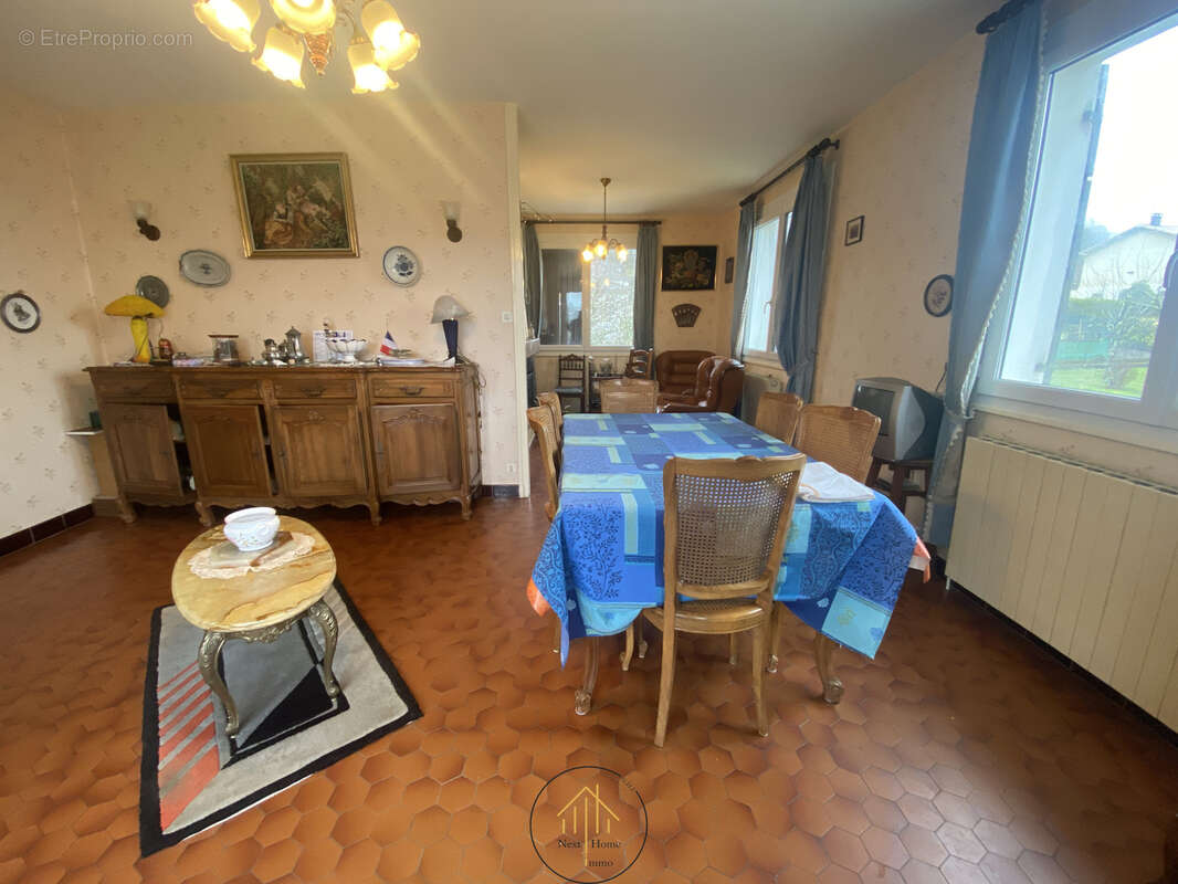 Maison à CHALAIS