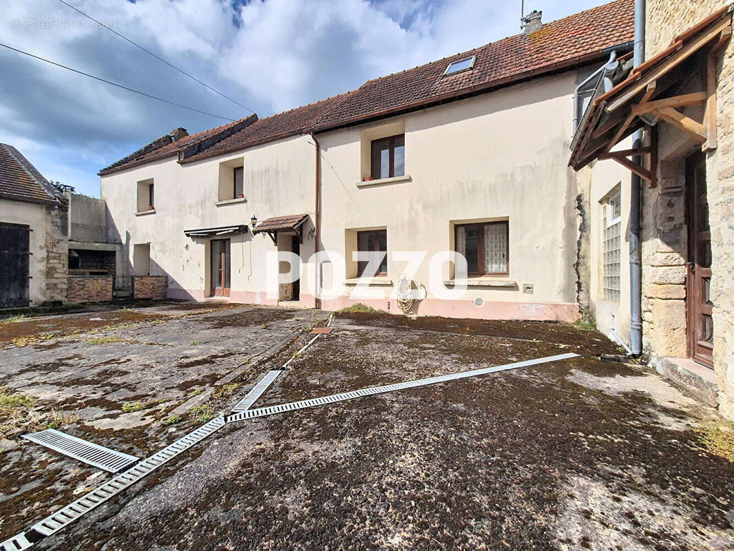 Maison à LUC-SUR-MER