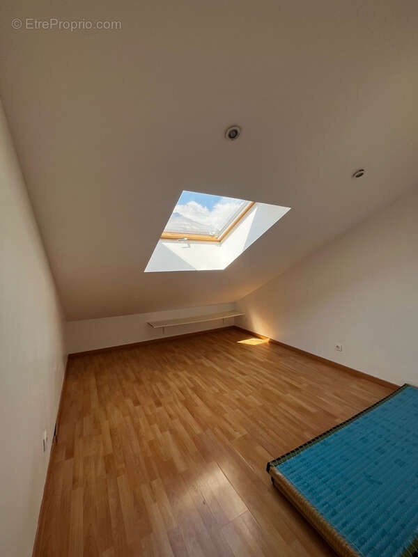 Appartement à LE PONT-DE-CLAIX