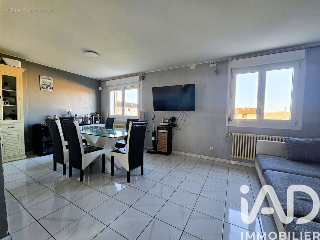 Photo 3 - Maison à HAUCOURT-MOULAINE