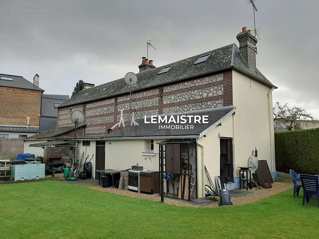 Maison à SAINT-ROMAIN-DE-COLBOSC