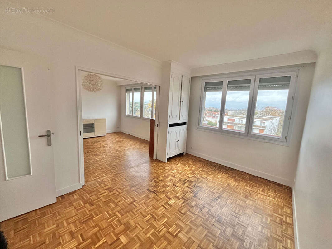 Appartement à VILLEMOMBLE