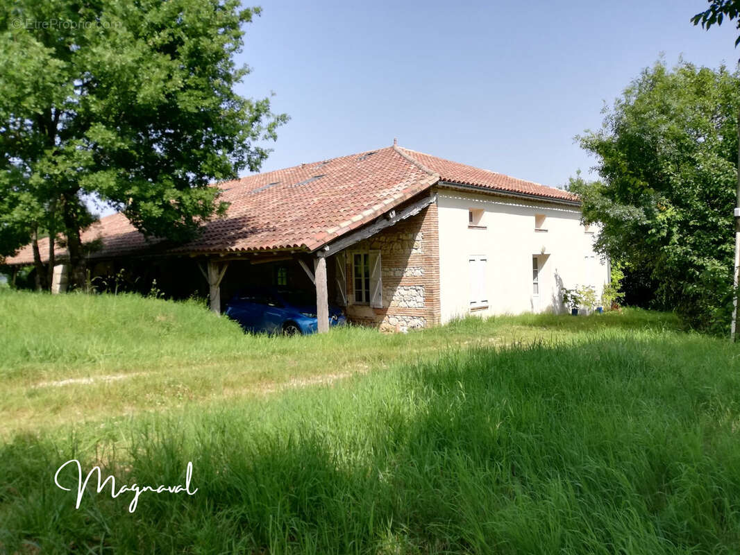 Maison à BEAUMONT-DE-LOMAGNE
