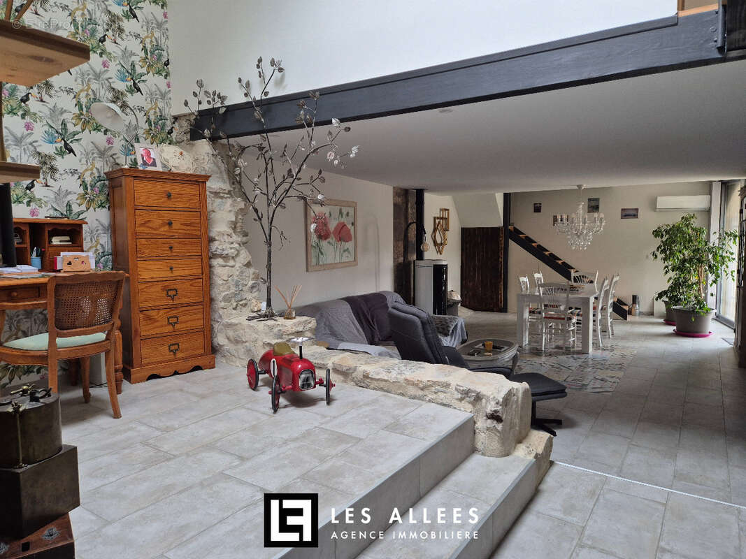 Maison 155 m² à Manas  - photo 8