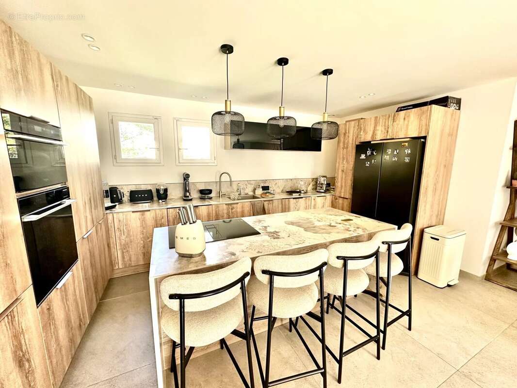 Maison à MOUGINS
