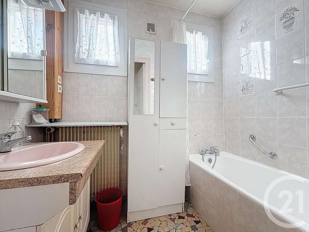 Maison à NUITS-SAINT-GEORGES