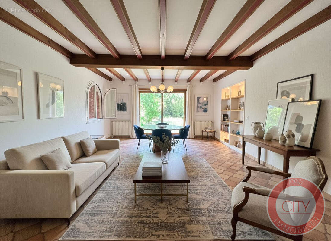 Photo non contractuelle - Maison à BOULIAC