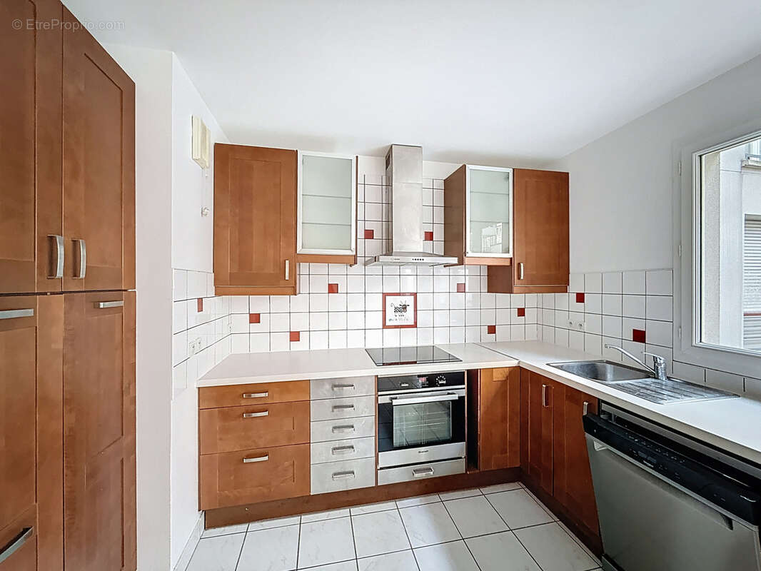 Appartement à PARIS-20E