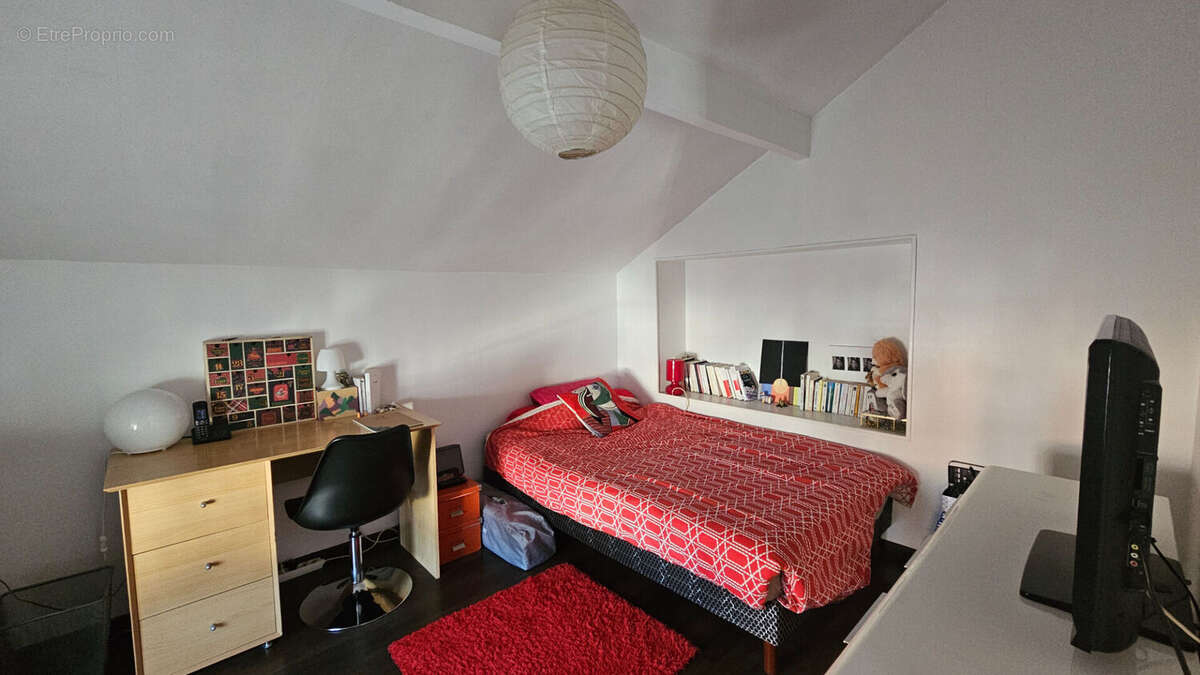 HOUILLES ** Maison 4 pièces avec sous-sol et terrasse - photo 6