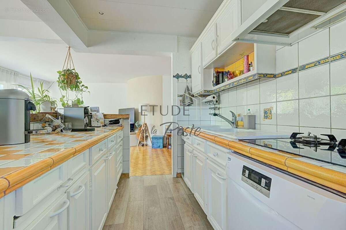 Appartement 4 pièces à vendre à Crosne - Réf. 388 - photo 4