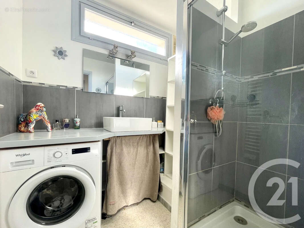 Appartement à LE LAVANDOU