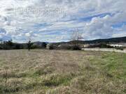 Terrain à SAINT-PRIVAT-DES-VIEUX