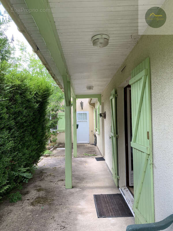 Maison à BAZOCHES-SUR-LE-BETZ