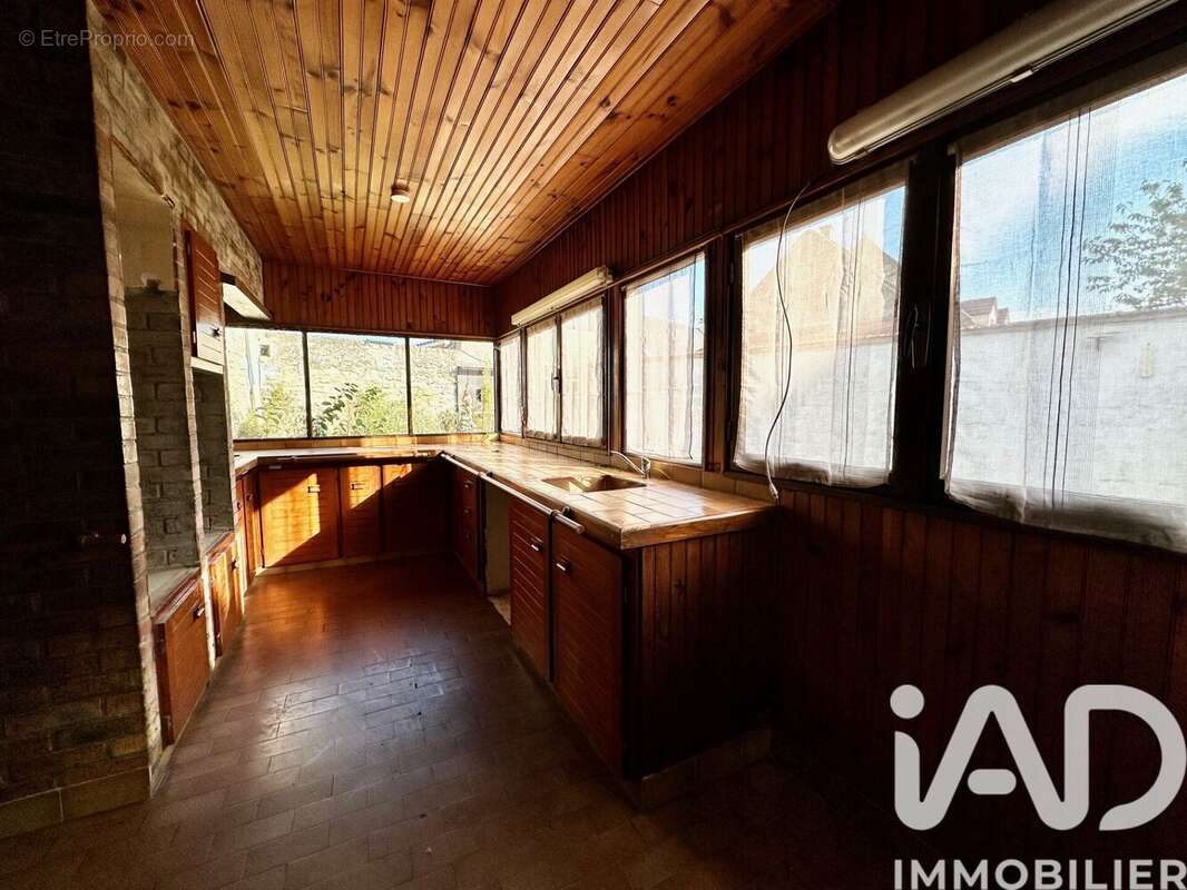 Maison 152 m² à Monceaux  - photo 4