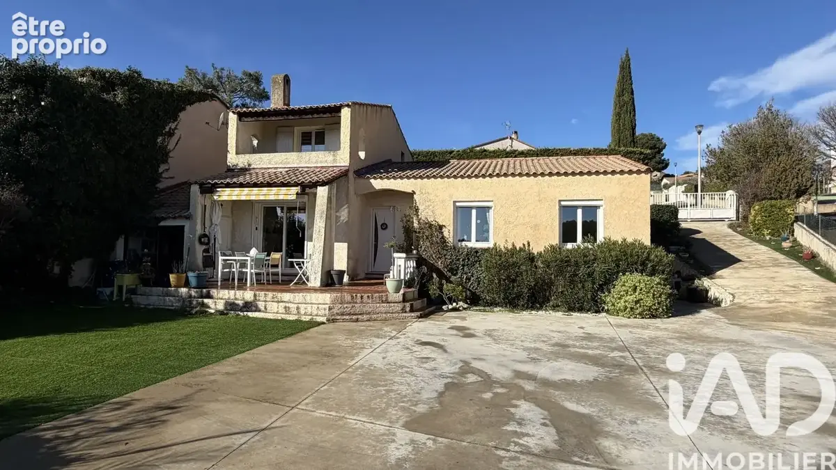 Photo 1 - Maison à VELAUX