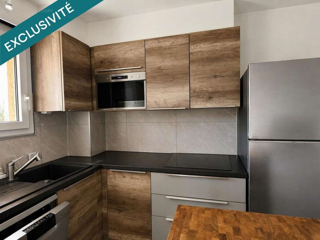Photo 3 - Appartement à ROQUEBRUNE-SUR-ARGENS