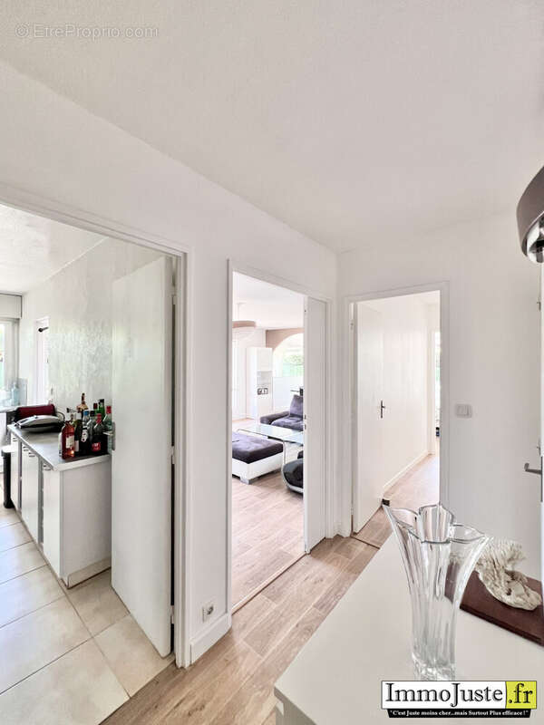 Appartement 81 m² à Elancourt  - photo 8