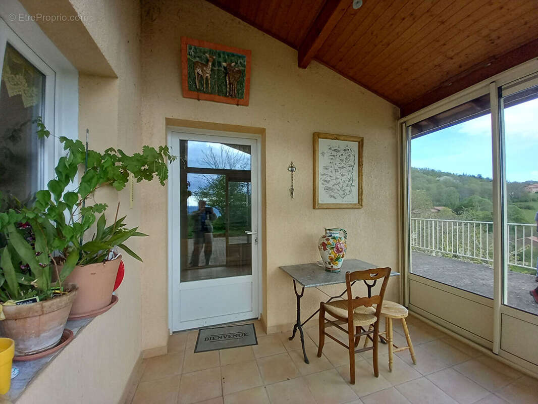 Maison de plain-pied , 103 m² , vue exceptionnelle. Terrain 2 800 m² - photo 6