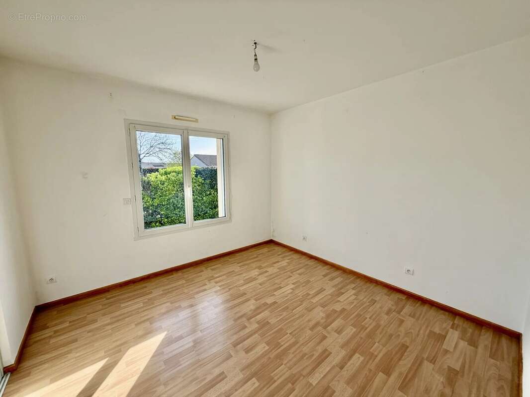 Maison à AIGREFEUILLE-SUR-MAINE