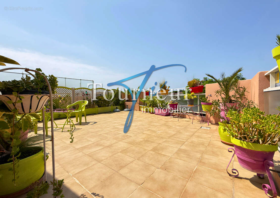 Appartement à SANARY-SUR-MER