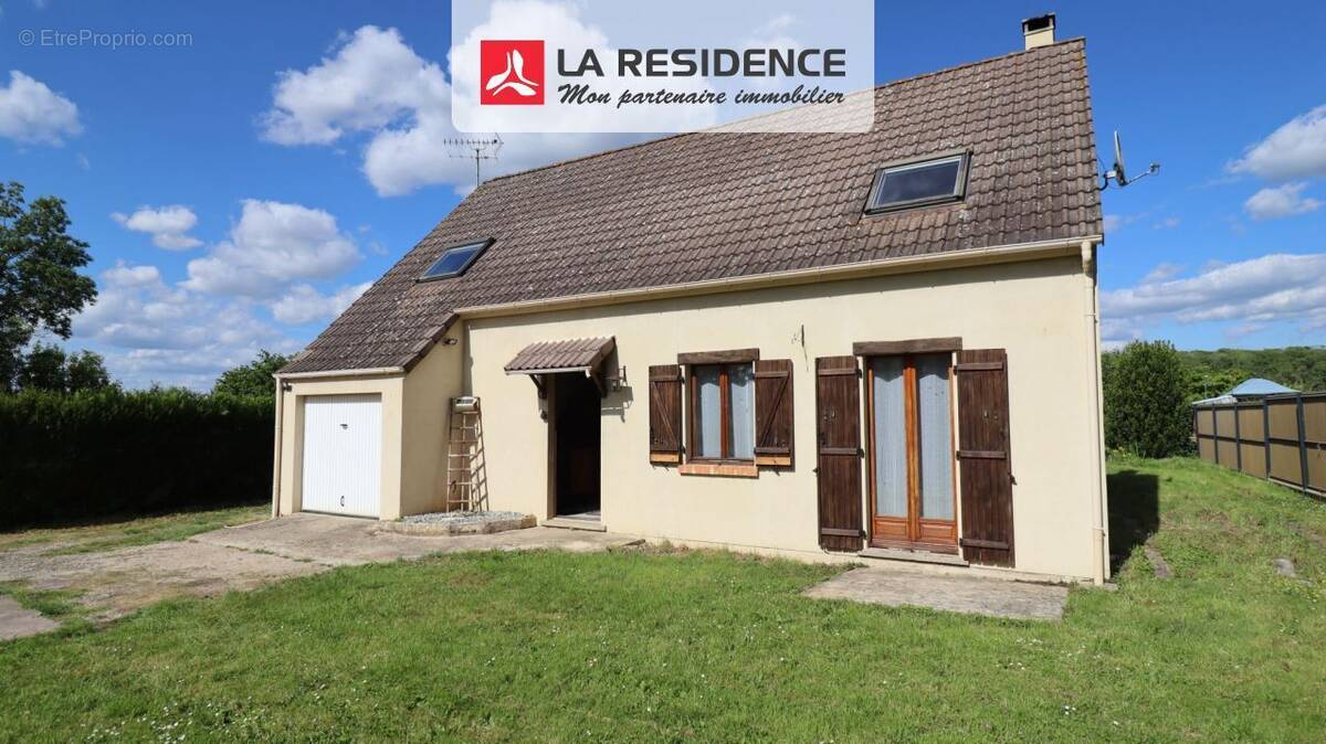 Maison à TOURNY