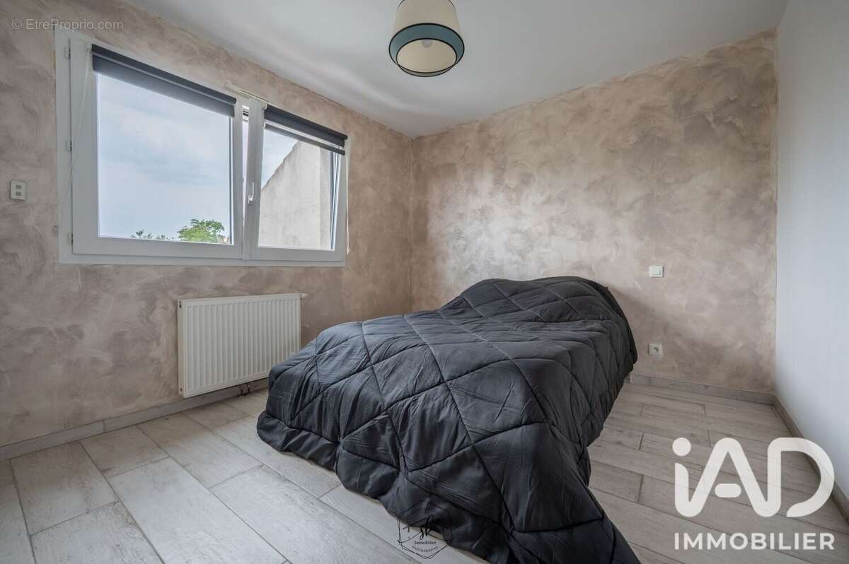 Maison 107 m² à Uckange  - photo 7