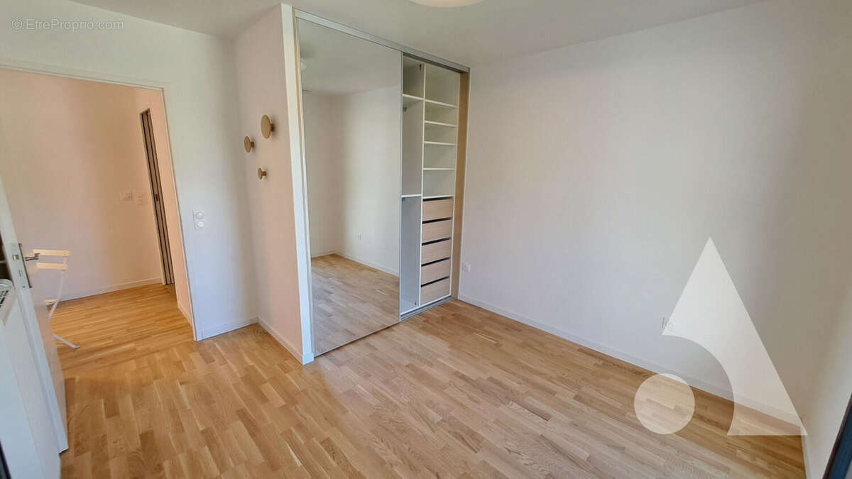 Appartement à SAINT-REMY-LES-CHEVREUSE