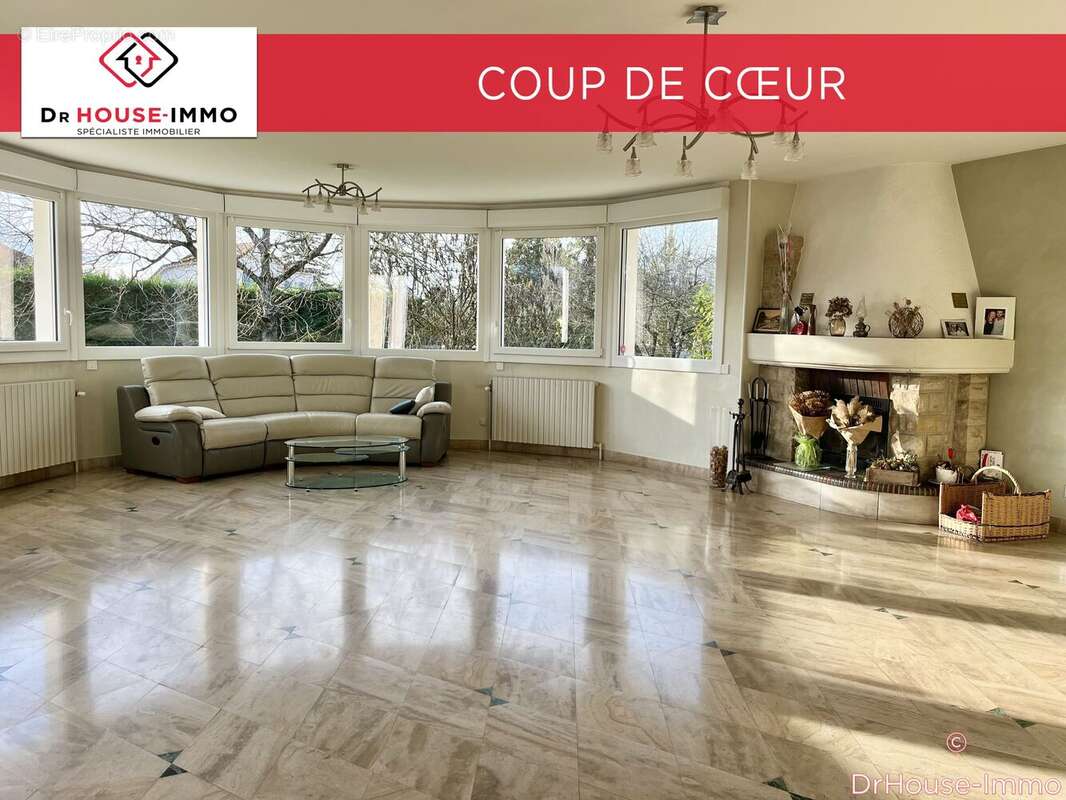 Maison à LUSIGNY-SUR-BARSE