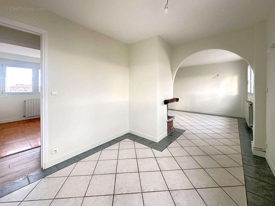 Appartement à CHOISY-LE-ROI