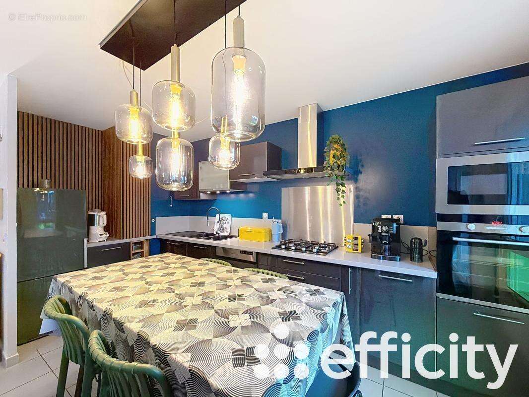 Appartement à SAINT-PRIEST