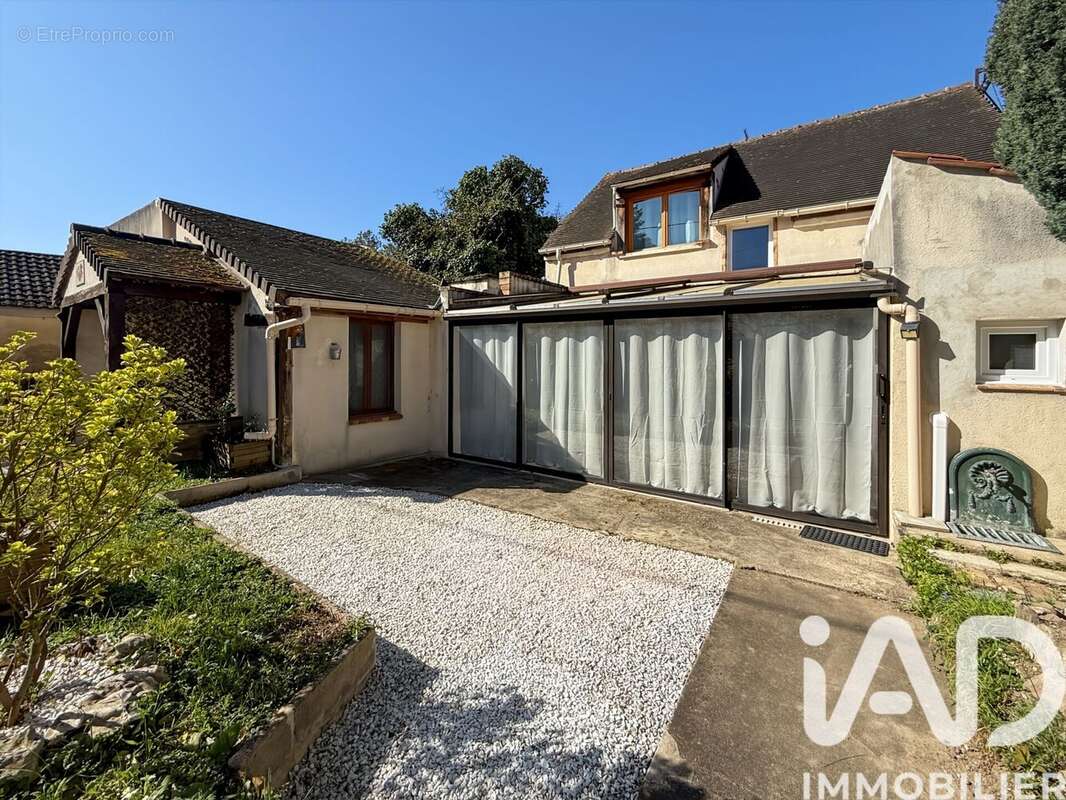 Photo 9 - Maison à COURLON-SUR-YONNE