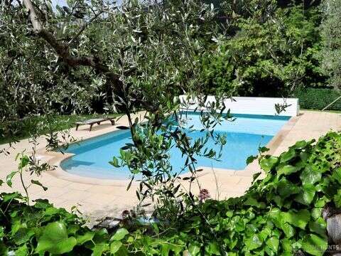 Maison 239 m² à Grasse  - photo 3