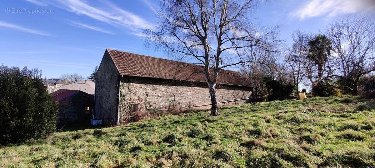 Maison à BEYRIE-EN-BEARN